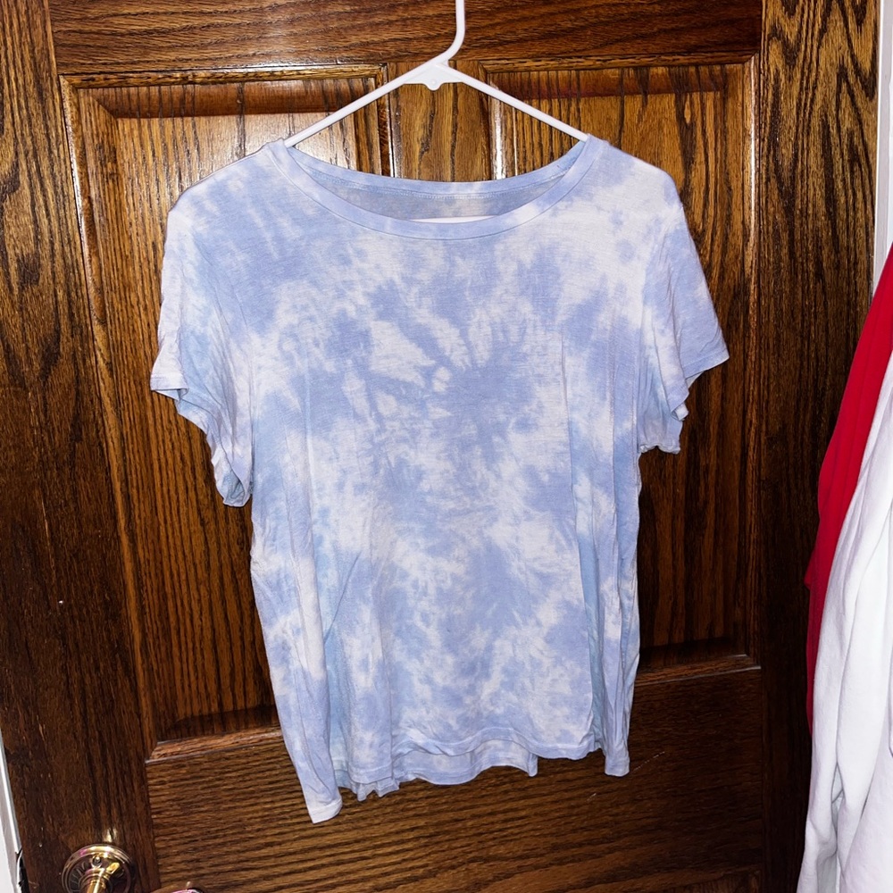 blue and white tie dye tshirt